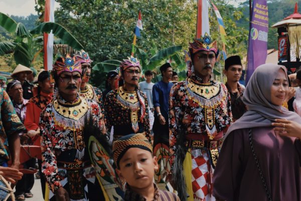 Ebeg dance performed at Kalirejo Art and Cultural Festival_Trees4Trees