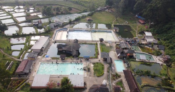 Cibolang Hotpsring Pengalengan